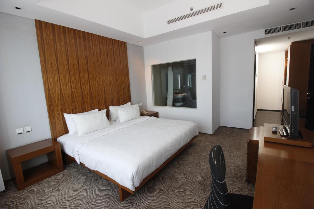 Novotel Balikpapan Kültér fotó