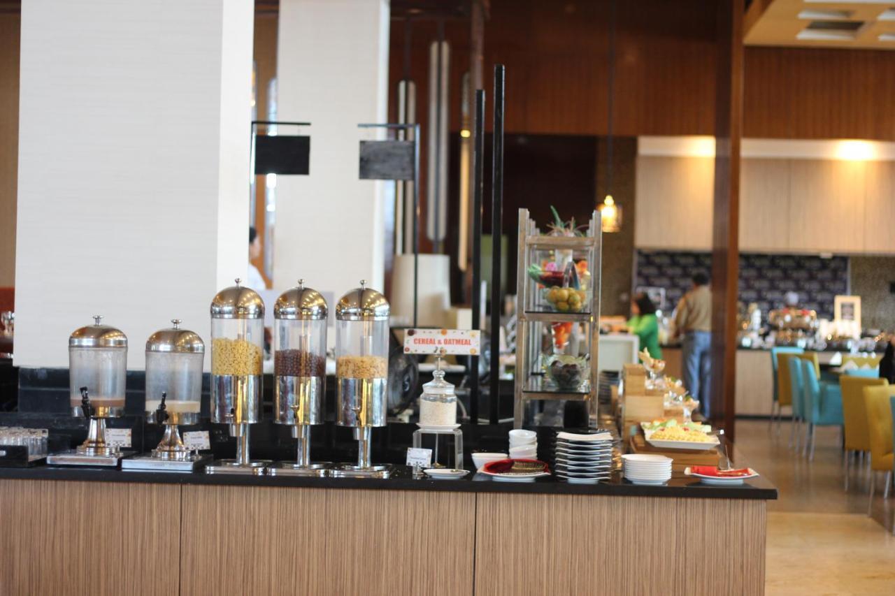 Novotel Balikpapan Kültér fotó