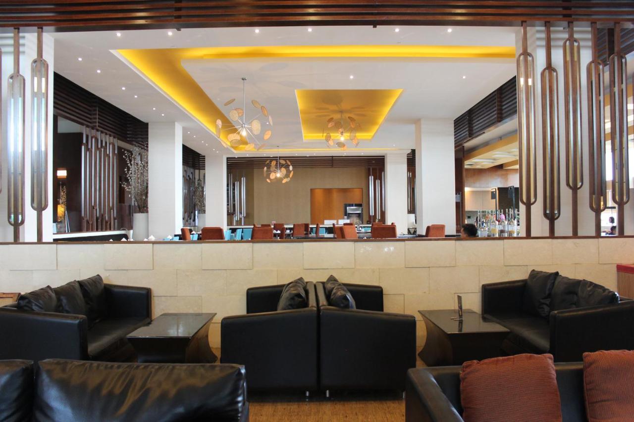 Novotel Balikpapan Kültér fotó