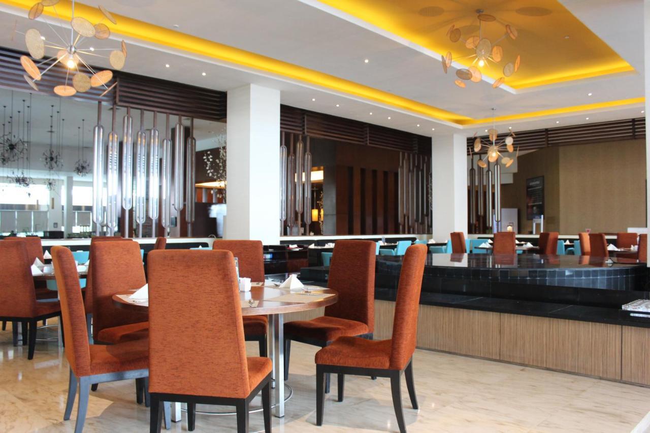 Novotel Balikpapan Kültér fotó